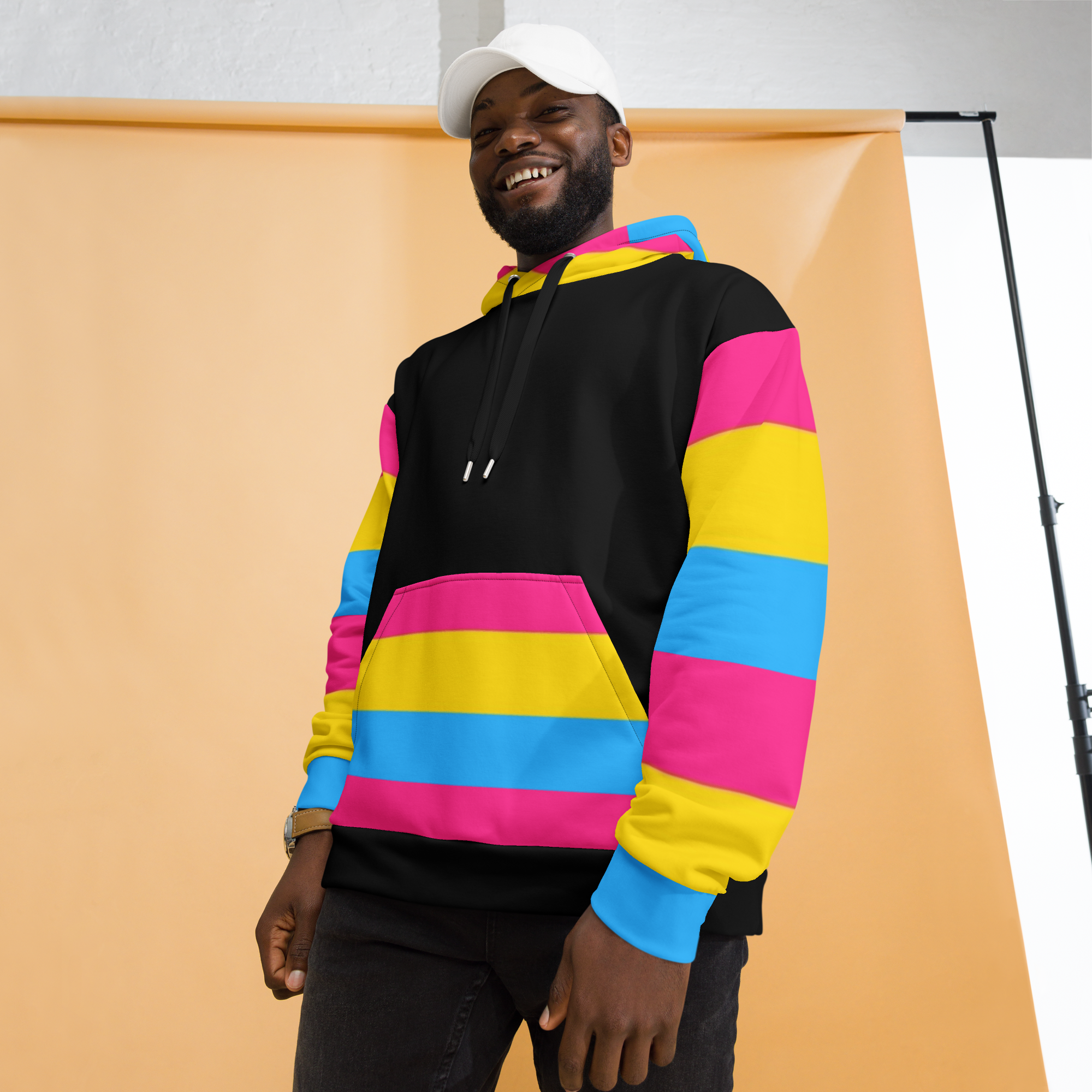 VOCE LINDX Pansexual Flag Hoodie – 95 % Recycled Polyester & 5 % Spandex, Brushed Fleece, Flag Design