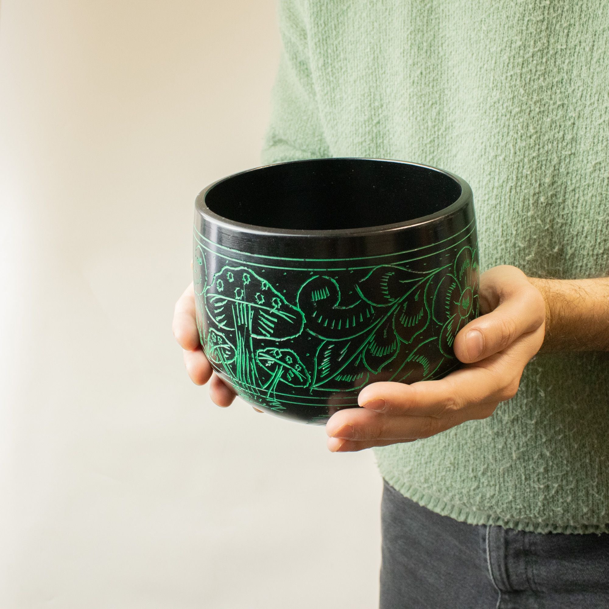 Cauldron Tibetan Singing Bowl, Magic Mushroom, Green 15cm