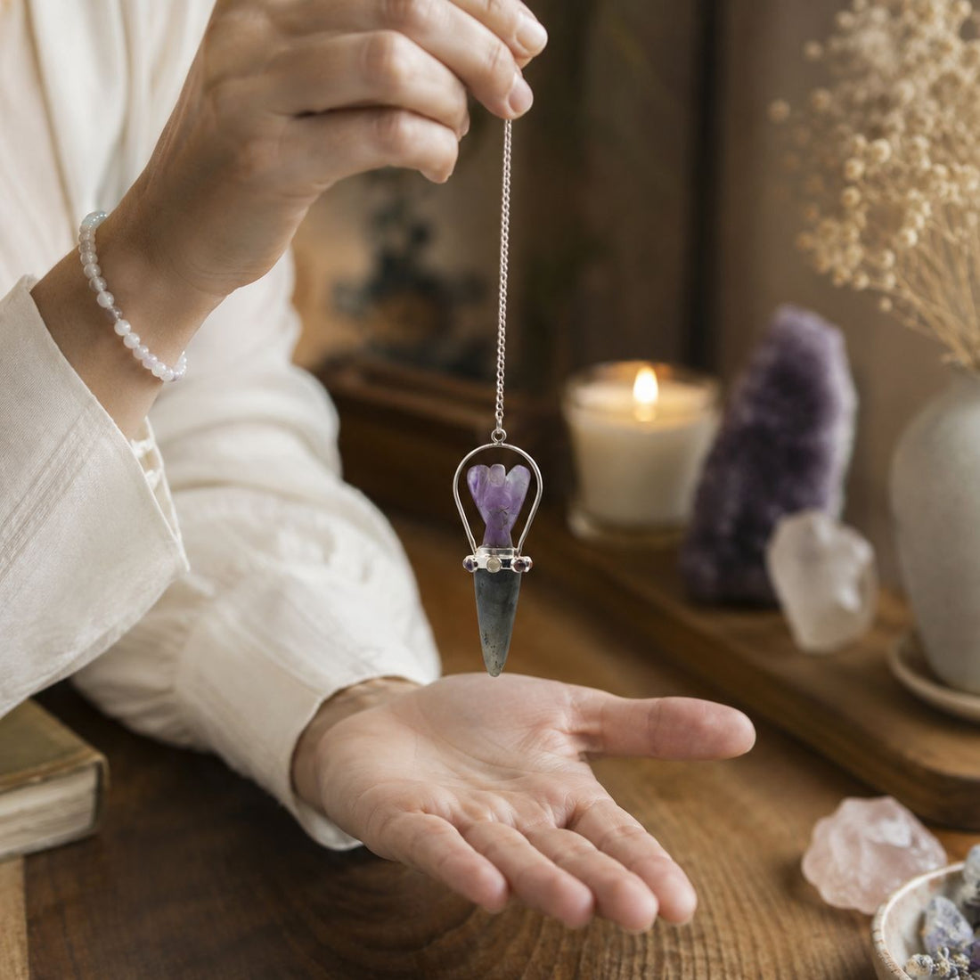 Veilwalker Amethyst & Labradorite Angel Pendulum with Chakra Band – photo 2