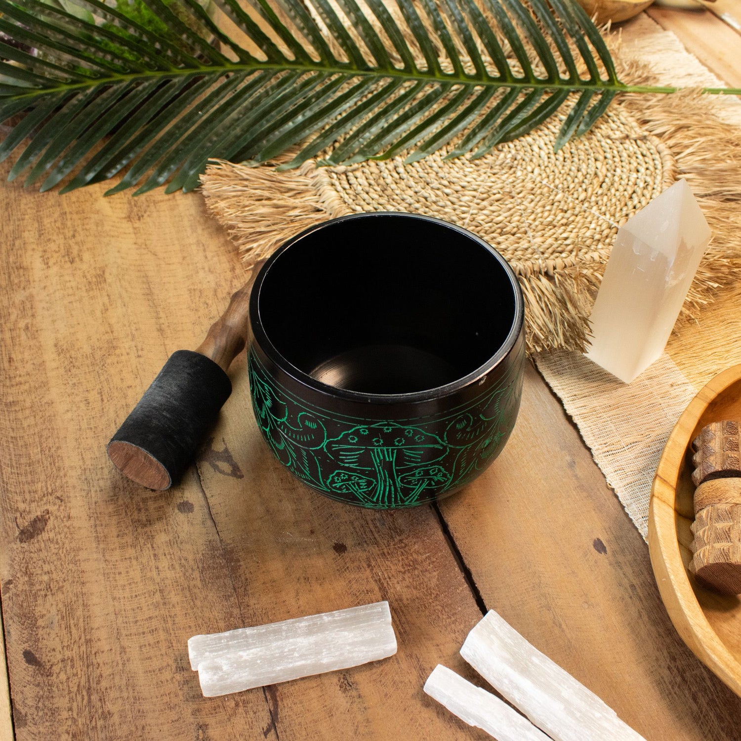 Cauldron Tibetan Singing Bowl, Magic Mushroom, Green 15cm