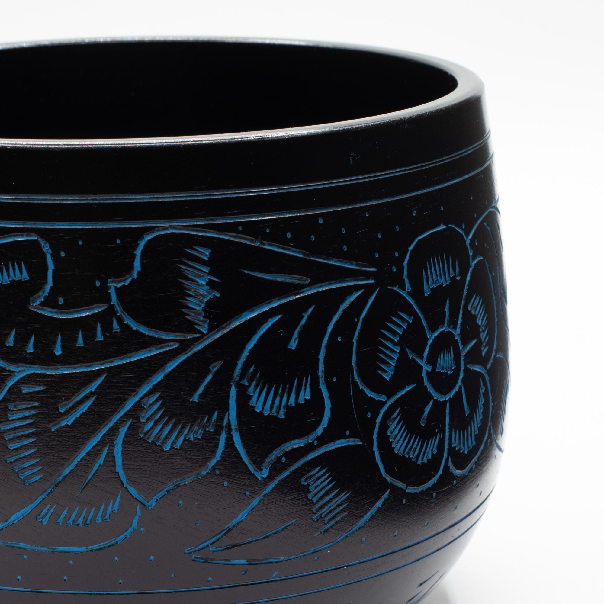 Cauldron Tibetan Singing Bowl, Magic Mushroom, Blue 15cm