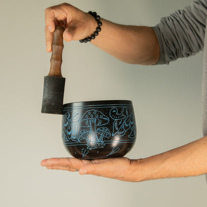 Cauldron Tibetan Singing Bowl, Magic Mushroom, Blue 15cm