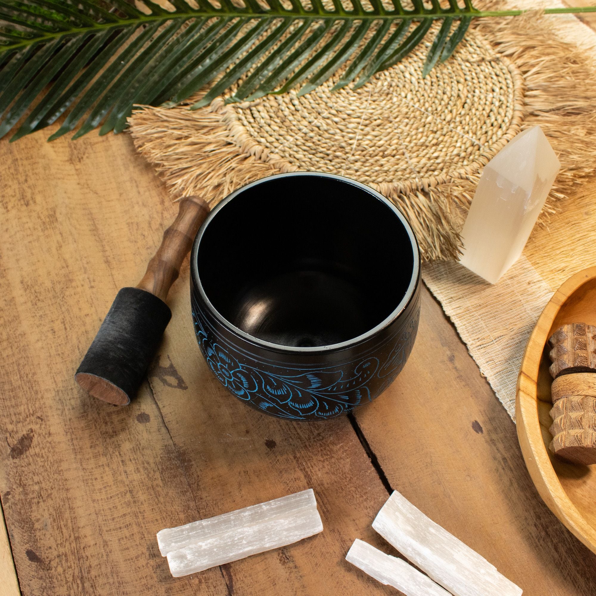 Cauldron Tibetan Singing Bowl, Magic Mushroom, Blue 15cm