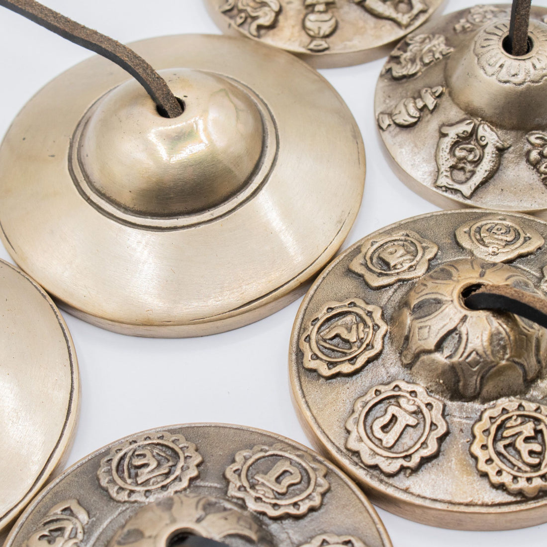Tibetan Tingsha Cymbals, Seven Chakra Design, 7cm – photo 2